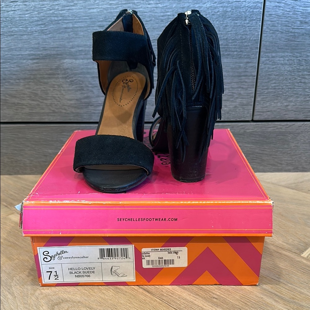 Seychelles Hello Lovely Black Suede w Fringe